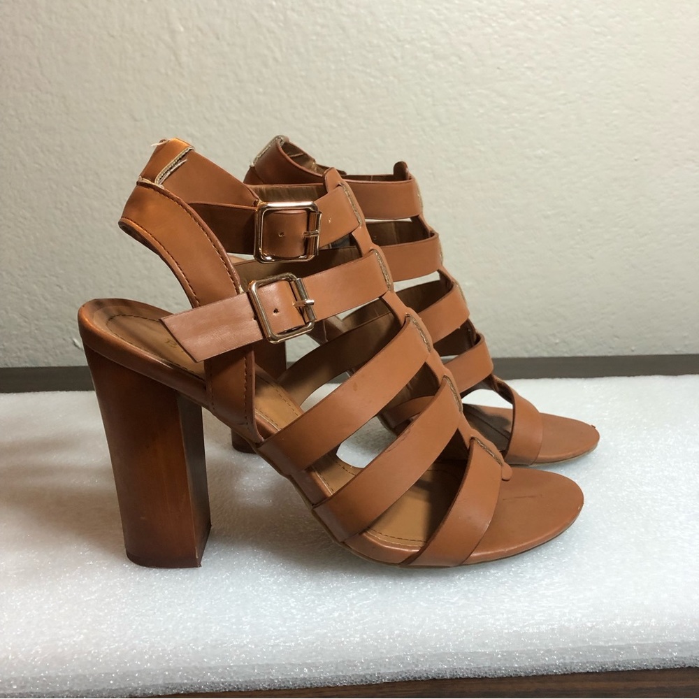 Woman’s bamboo wedges size US 9